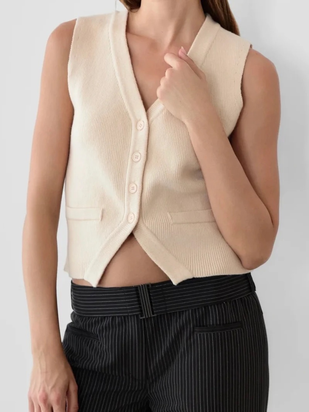 Mod Ref Cream Ribbed Knit Button Front Sweater Vest V-Neck Minimalist Size L